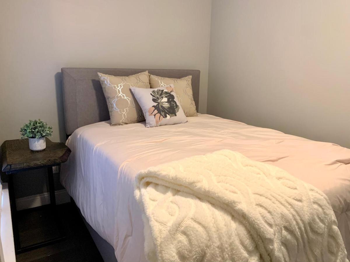 Spacious 5Br 2Bath Close To Niagara Falls And Casino Bagian luar foto